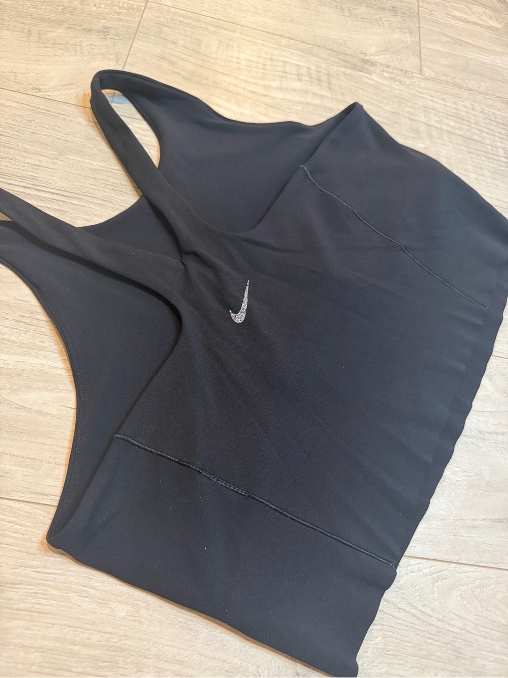 Nike Yoga Dri-FIT Luxe Women's Shelf-Bra Cropped Tank Black size L - Picture 9 of 11